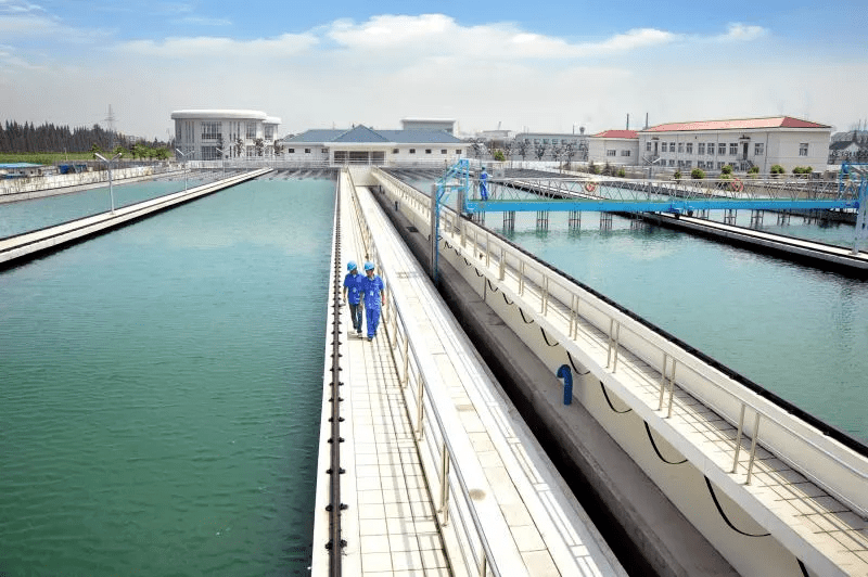 (圖:工業(yè)廢水處理廠)